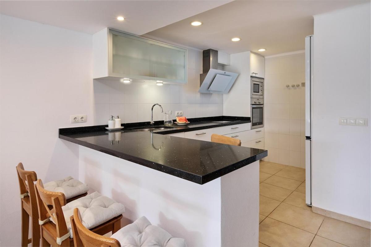 Sea Frontline Apartment 'Ernesto'. Pool. Wifi Santanyí Εξωτερικό φωτογραφία